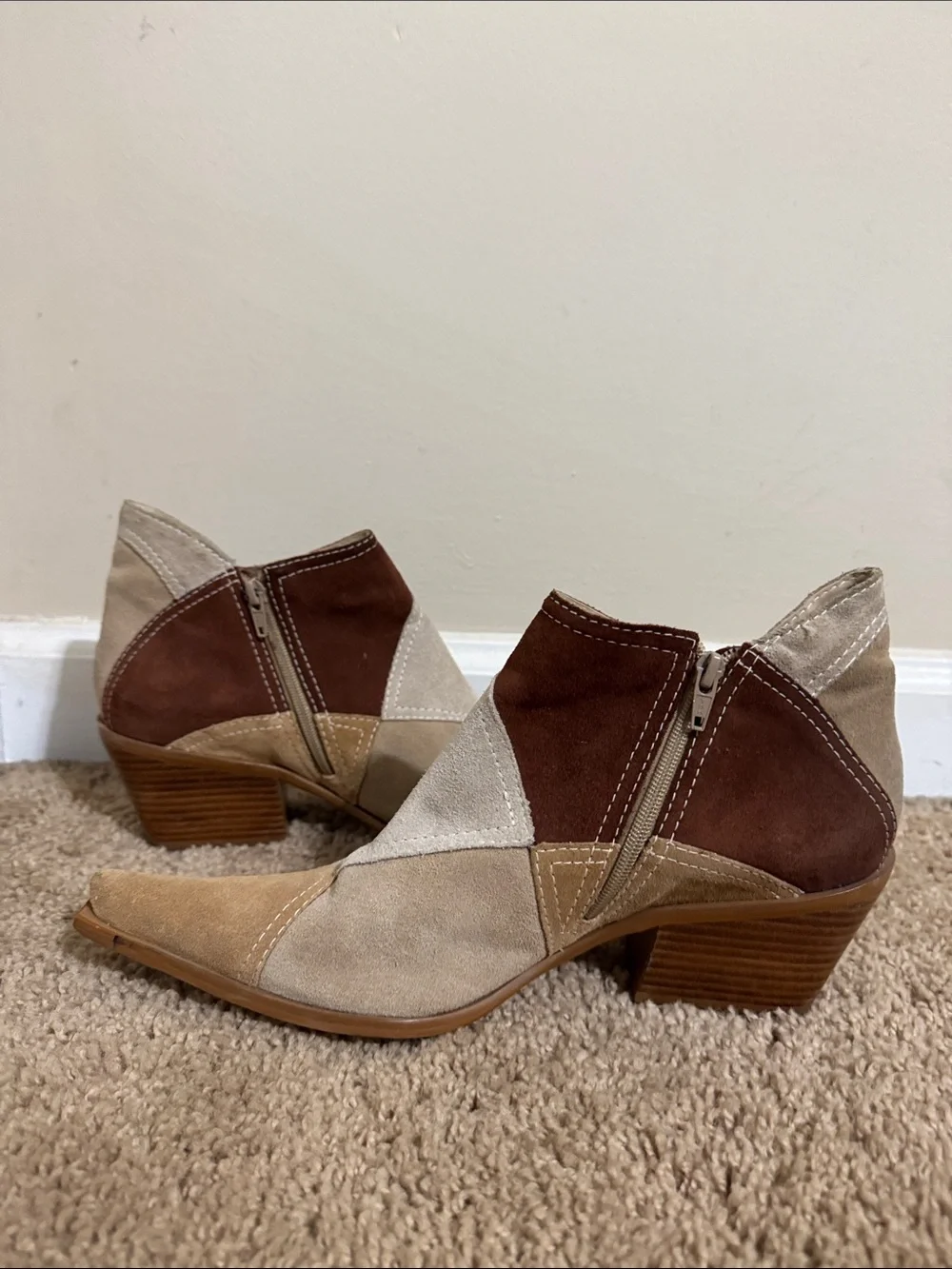 90's To The Maxx Patchwork Suede Ankle Boots Tan & Brown size 7.5 Western Rodeo - Picture 4 of 8